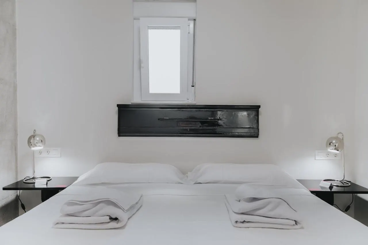 Six Apartments By Caleta Homes Màlaga