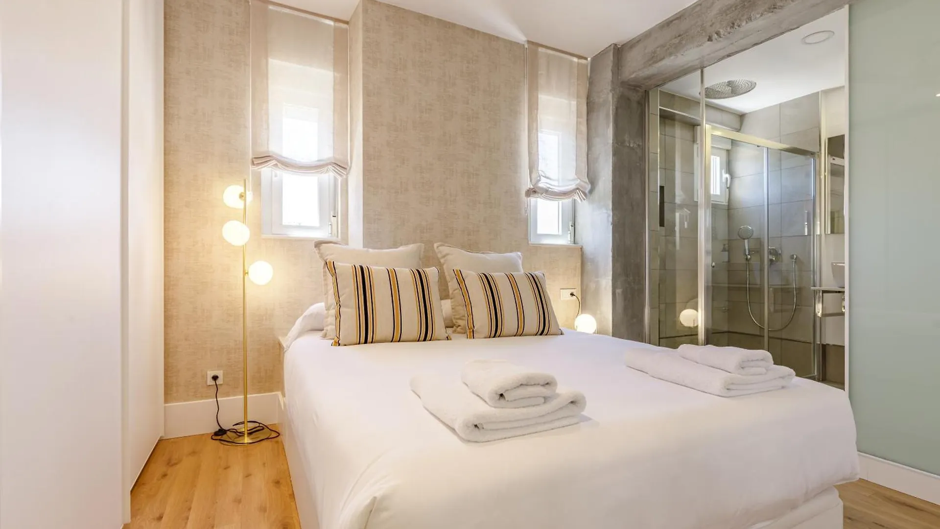 Six Apartments By Caleta Homes Màlaga