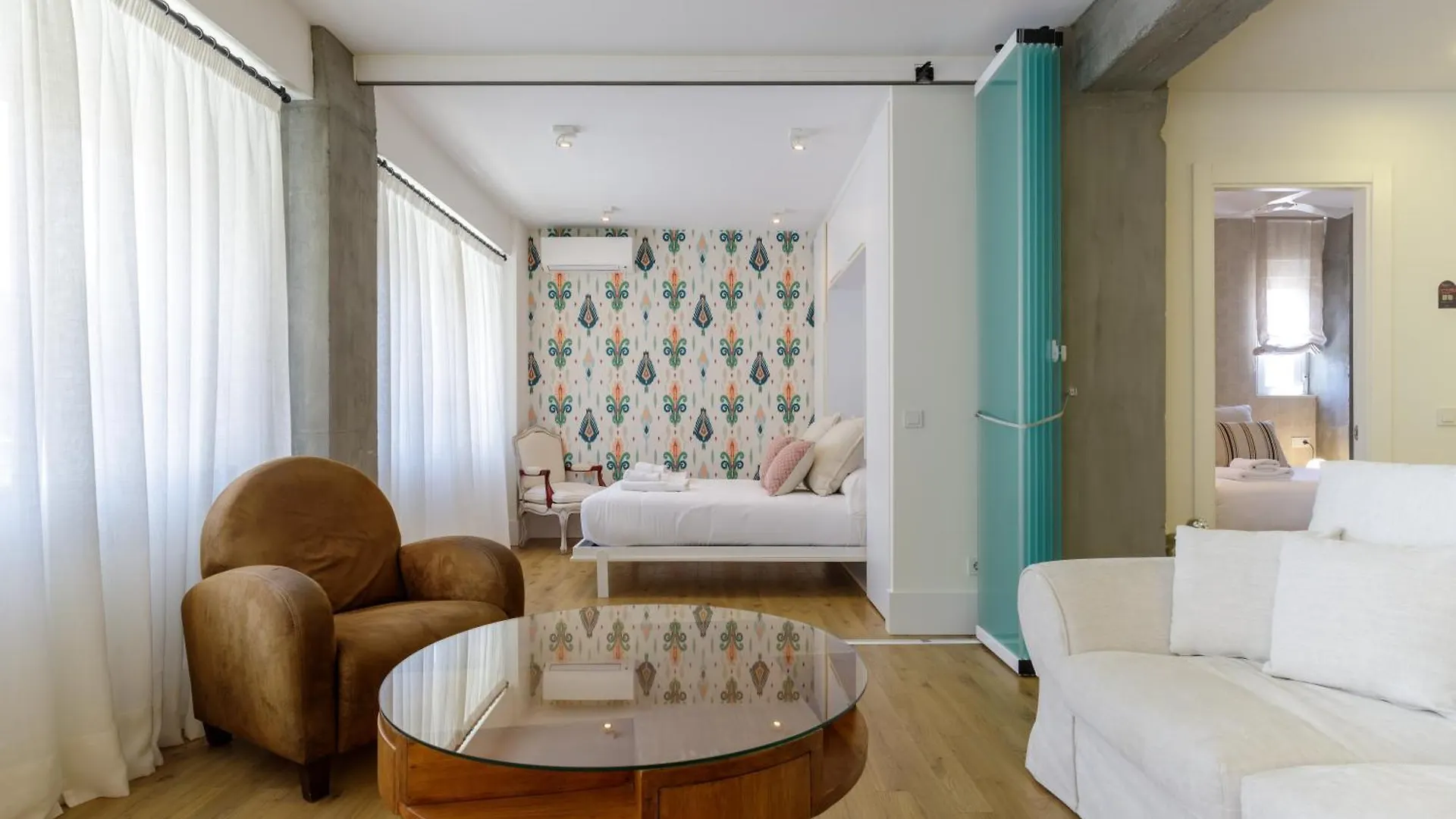 Six Apartments By Caleta Homes Màlaga