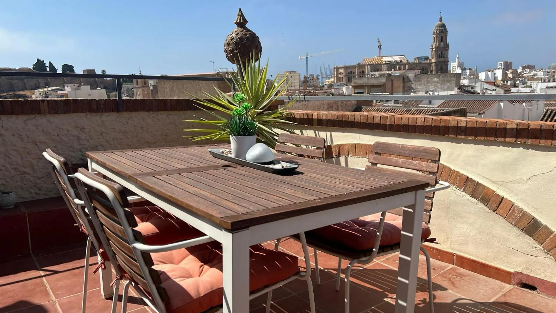 Six Apartments By Caleta Homes Màlaga